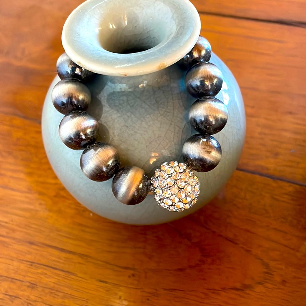 Bling bracelet with stretch!